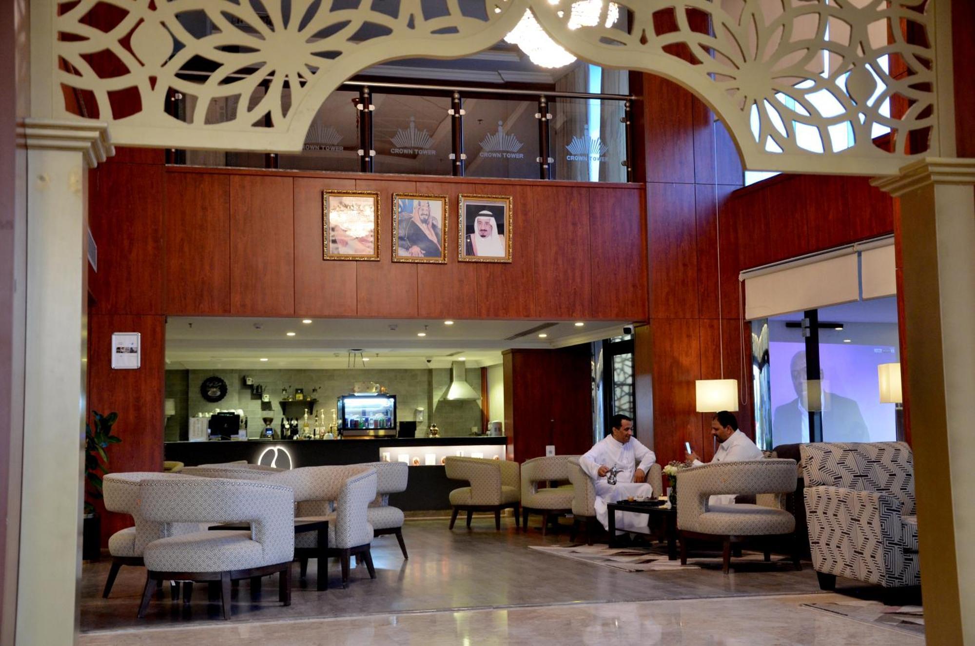 Crown Tower Hotel 4*